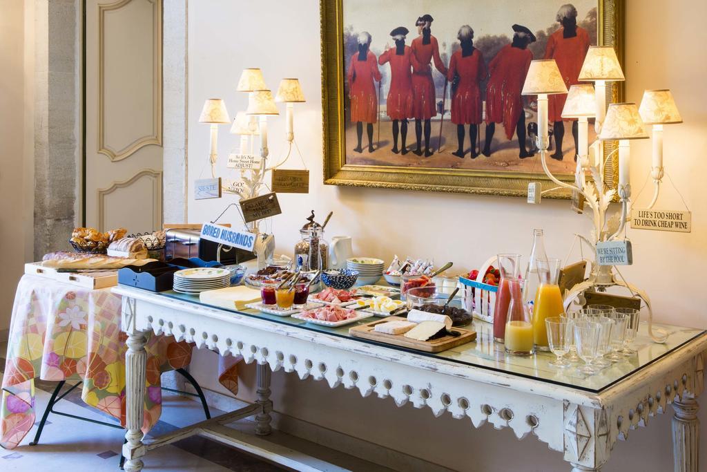 Chateau Talaud Bed and Breakfast Loriol-du-Comtat Εξωτερικό φωτογραφία
