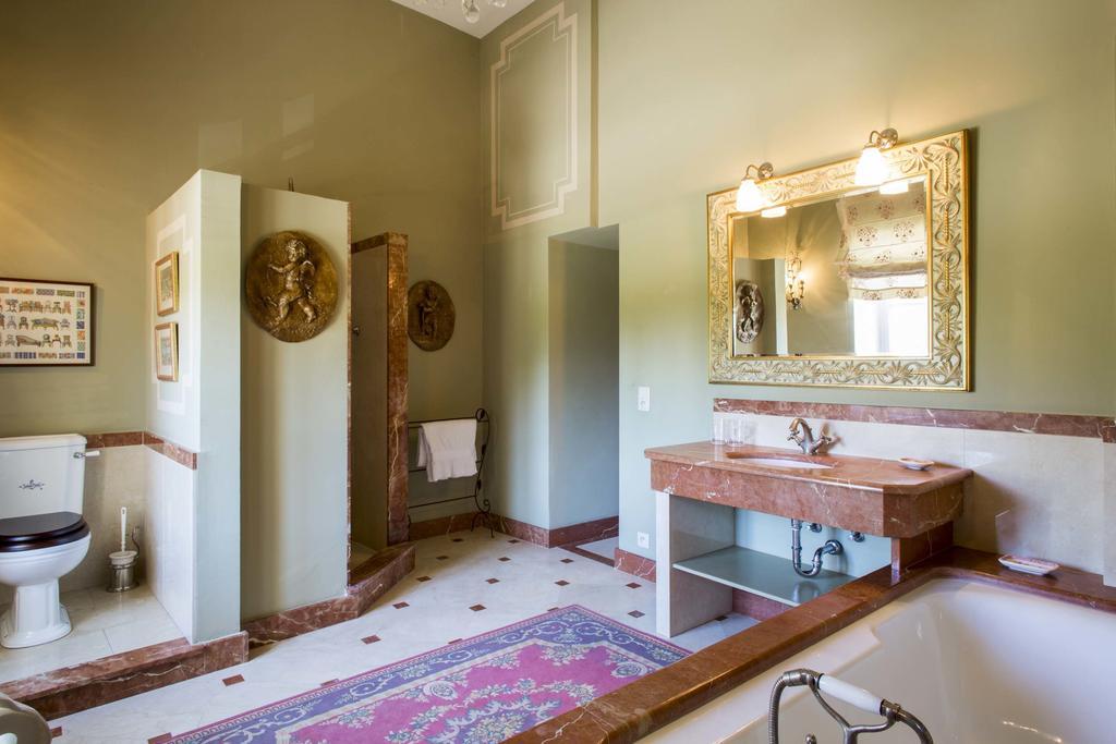 Chateau Talaud Bed and Breakfast Loriol-du-Comtat Δωμάτιο φωτογραφία