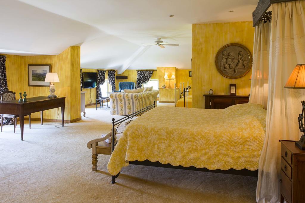 Chateau Talaud Bed and Breakfast Loriol-du-Comtat Δωμάτιο φωτογραφία