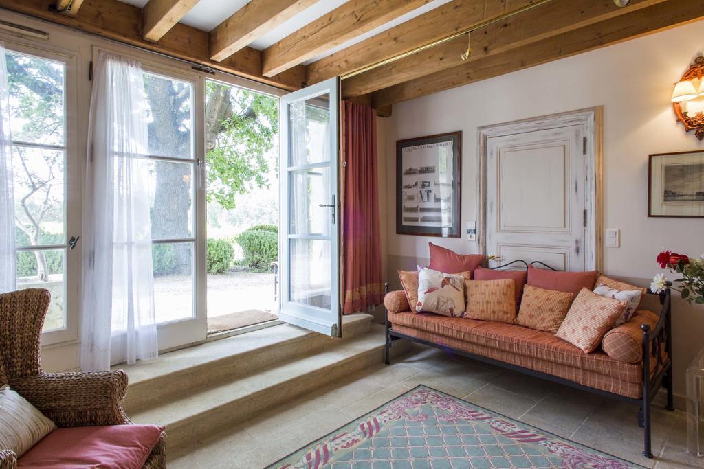 Chateau Talaud Bed and Breakfast Loriol-du-Comtat Εξωτερικό φωτογραφία
